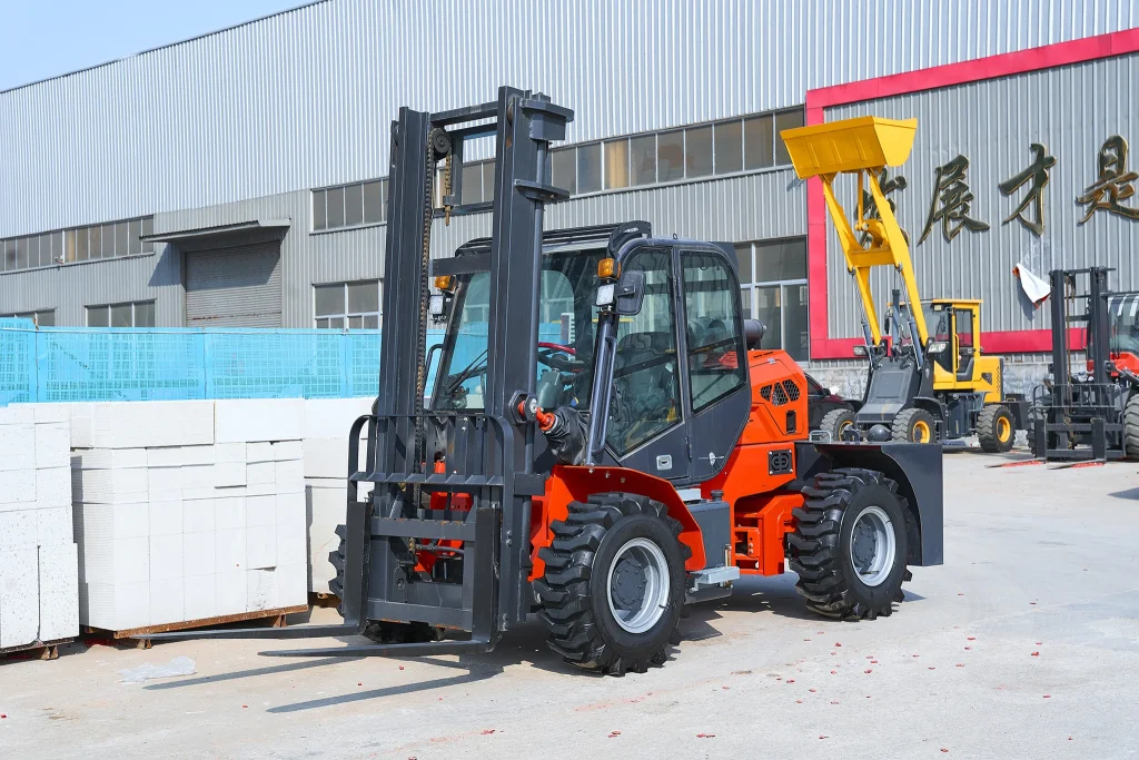 T30D Rough Terrain Forklift Operating in Construction Site Environment